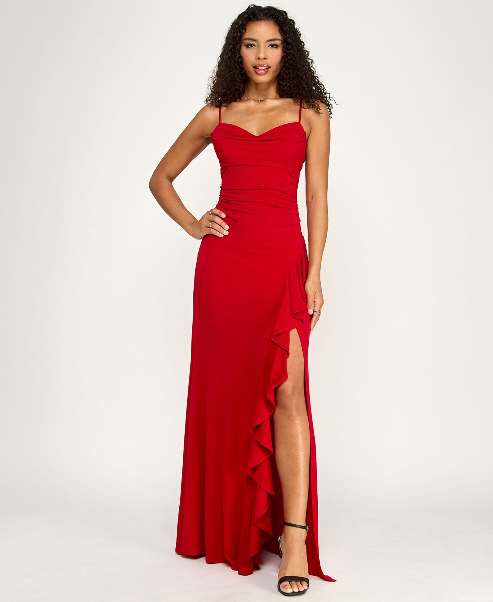 Emerald Sundae Juniors' Sweetheart Neck Gown