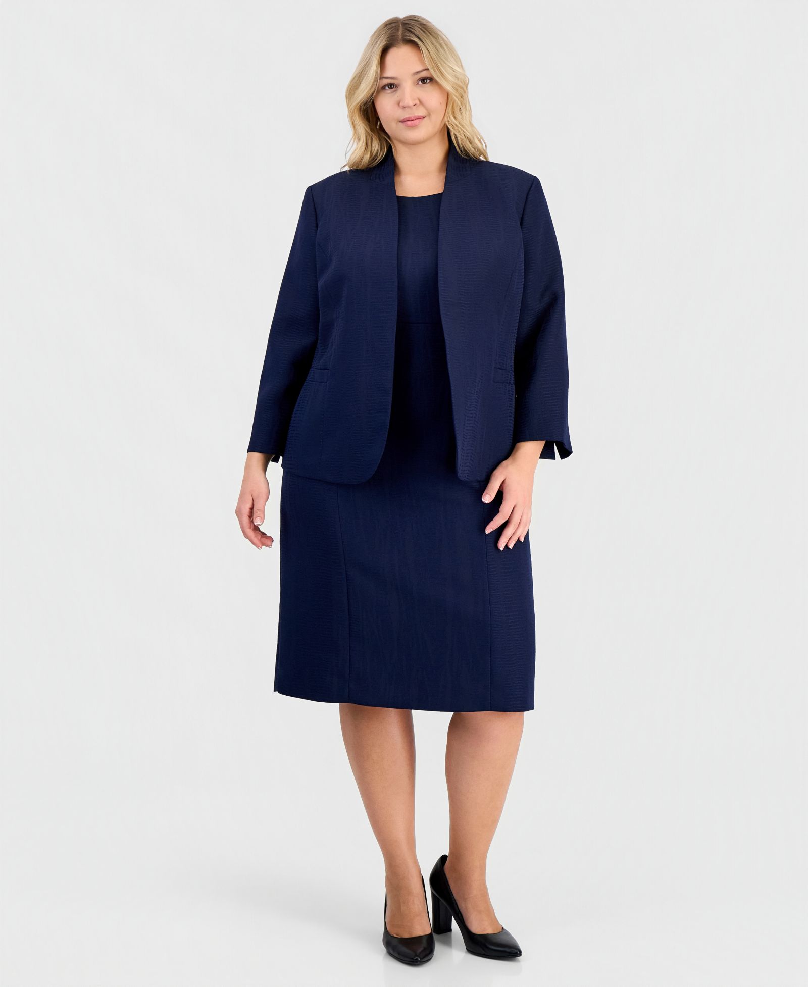 Le Suit костюм из жаккарда: жакет с открытым передом и платье Plus Size