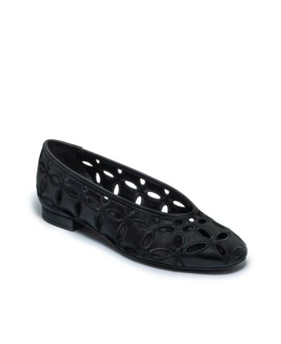 Bernardo Footwear women's Brie Ballet Flat