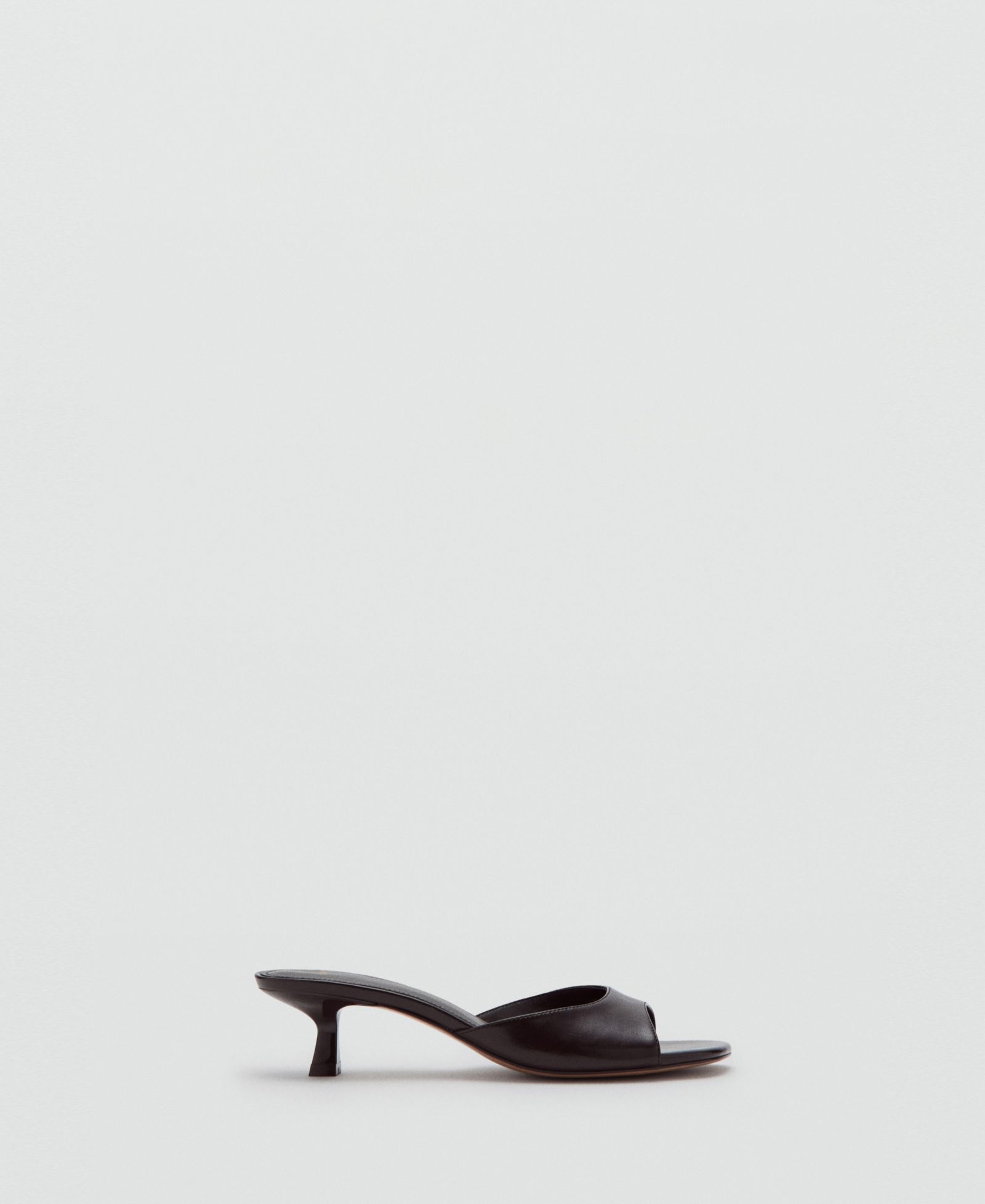 Женские босоножки Mango на каблуке kitten heel