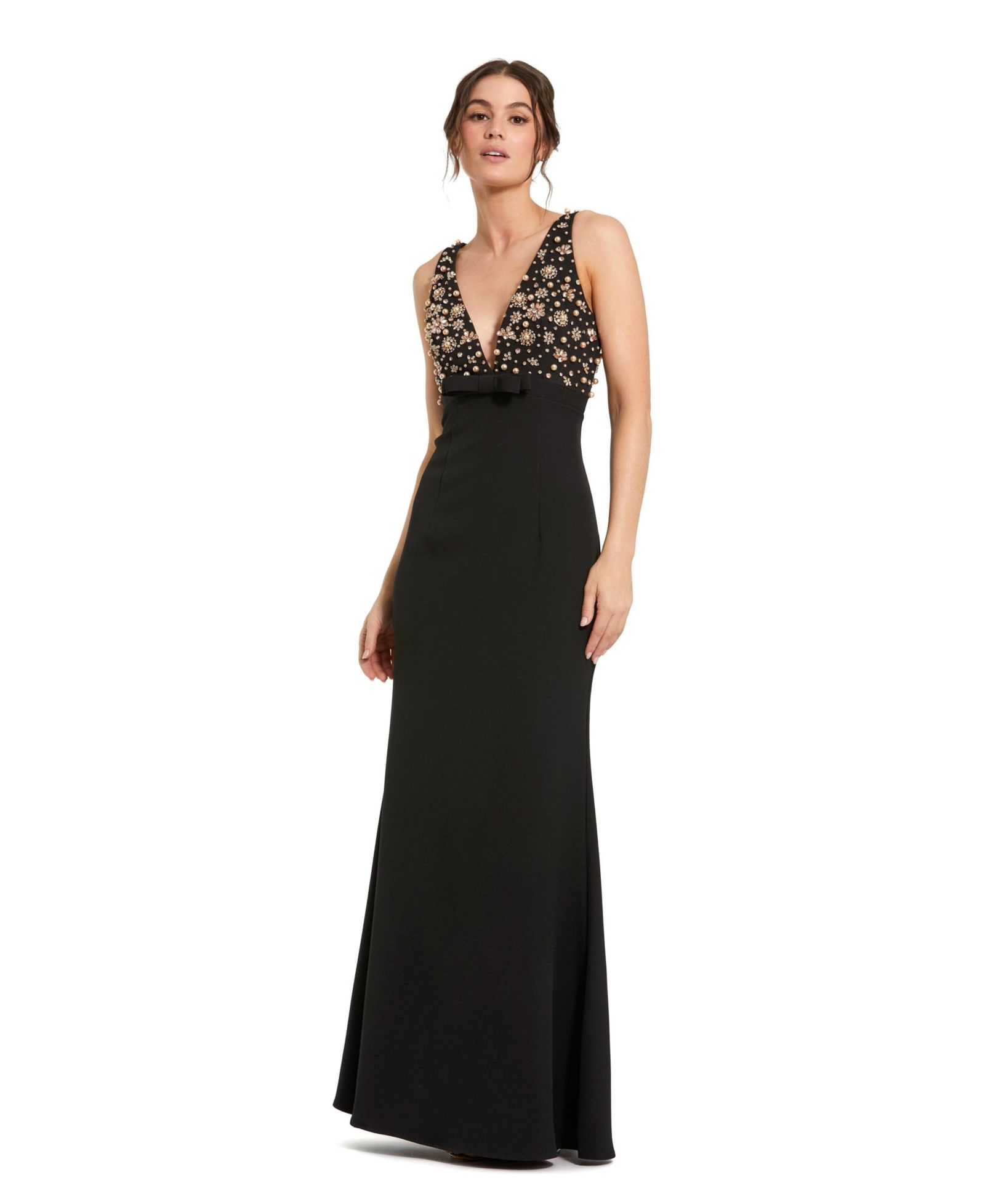 Вечернее платье Mac Duggal Petite Crepe Sleeveless Beaded V Neck с бантом