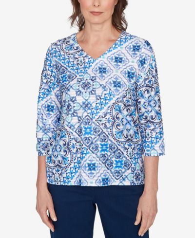 Alfred Dunner Women's  Mykonos Aegean Tile V-Neck Top