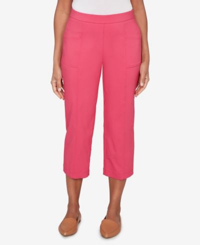Alfred Dunner Women's  The Royal Treatment Relaxed Flat Front Patch Pocket Capri