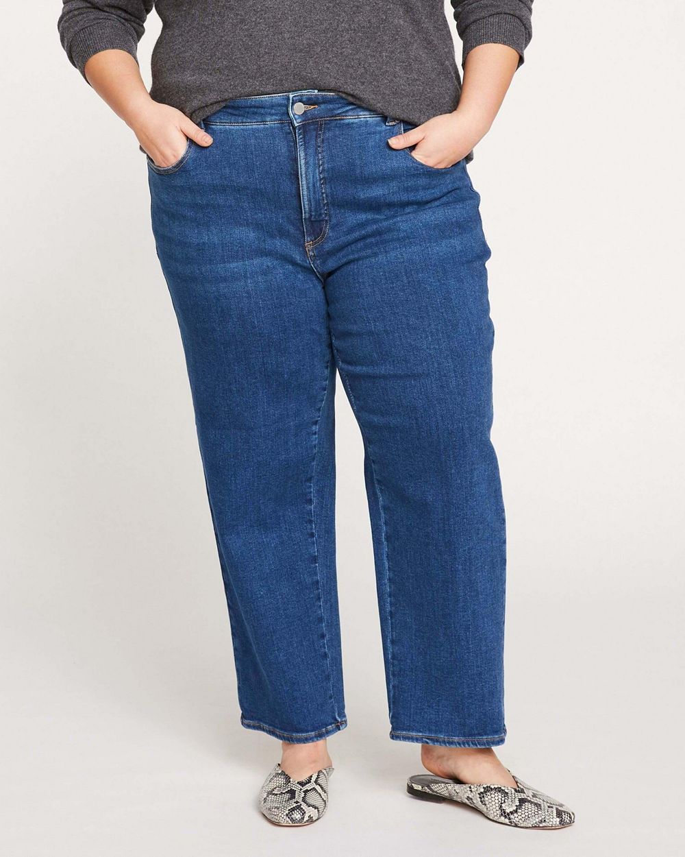 Женцинские джинсы Universal Standard Women's High Rise Straight Leg 28 Inch