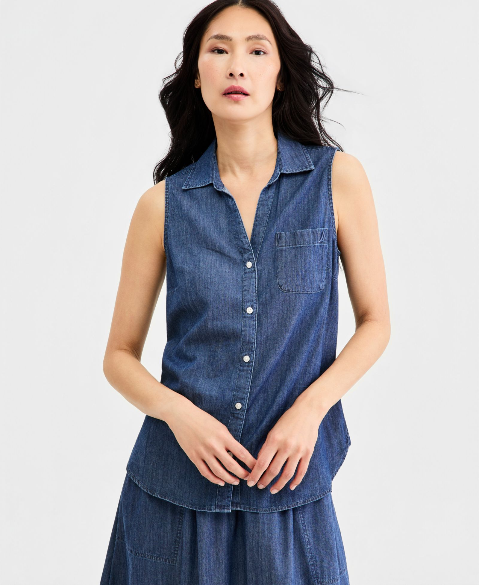 Nautica Women's Chambray Sleeveless Button-Front Top