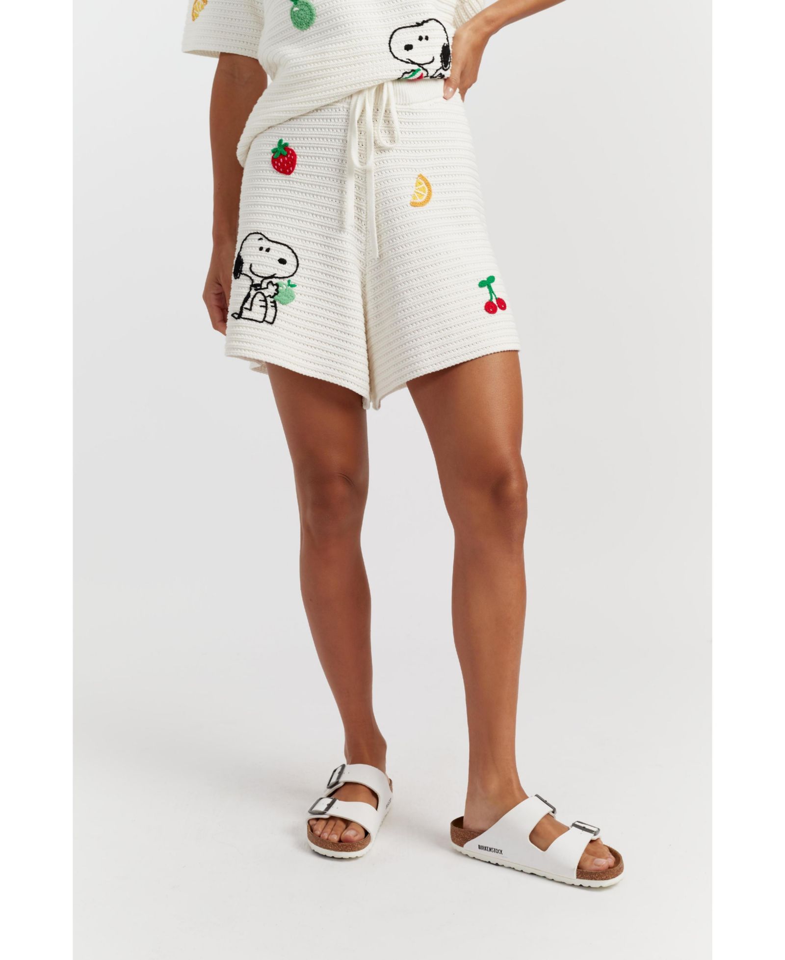 Chinti & Parker Women's Chinti and Parker Cotton Snoopy Crochet Shorts