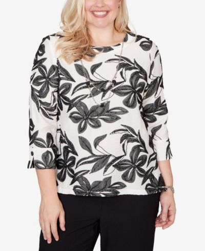 Alfred Dunner Petite Crowd Pleaser Embroidered Flower Top with Necklace
