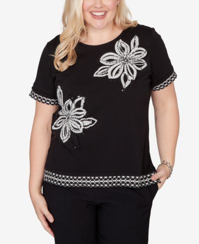 Alfred Dunner Petite Crowd Pleaser Flower Sequin Lace Border T-Shirt
