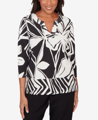 Alfred Dunner Petite Crowd Pleaser Dramatic Abstract Floral Split Neck Top