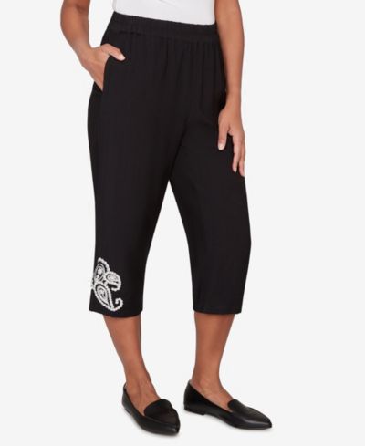 Alfred Dunner Women's Crowd Pleaser Paisley Embroidered Relaxed Capri Pants