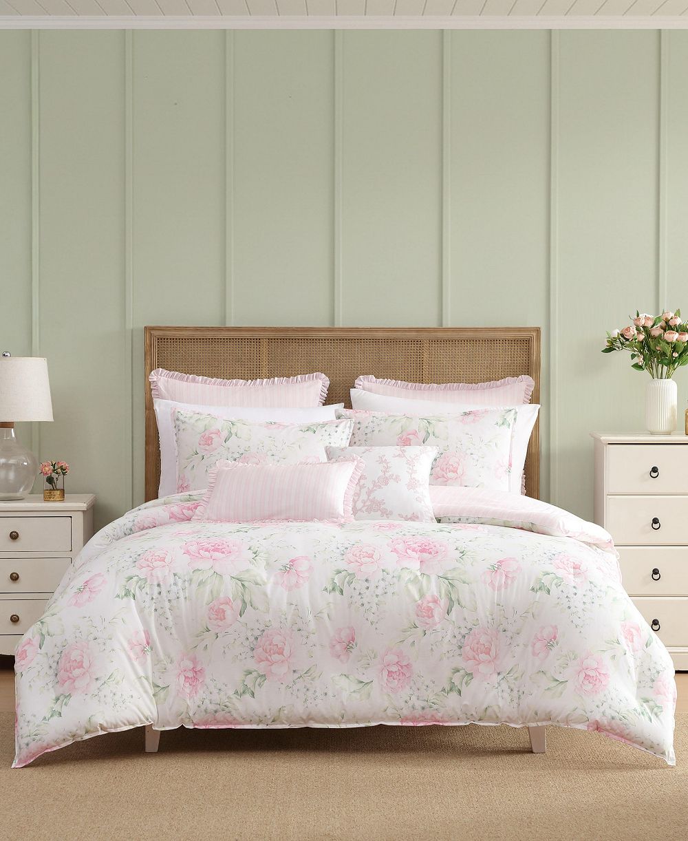 Laura Ashley Serenity Roses Reversible 7-Pc. Comforter Set, Full/Queen