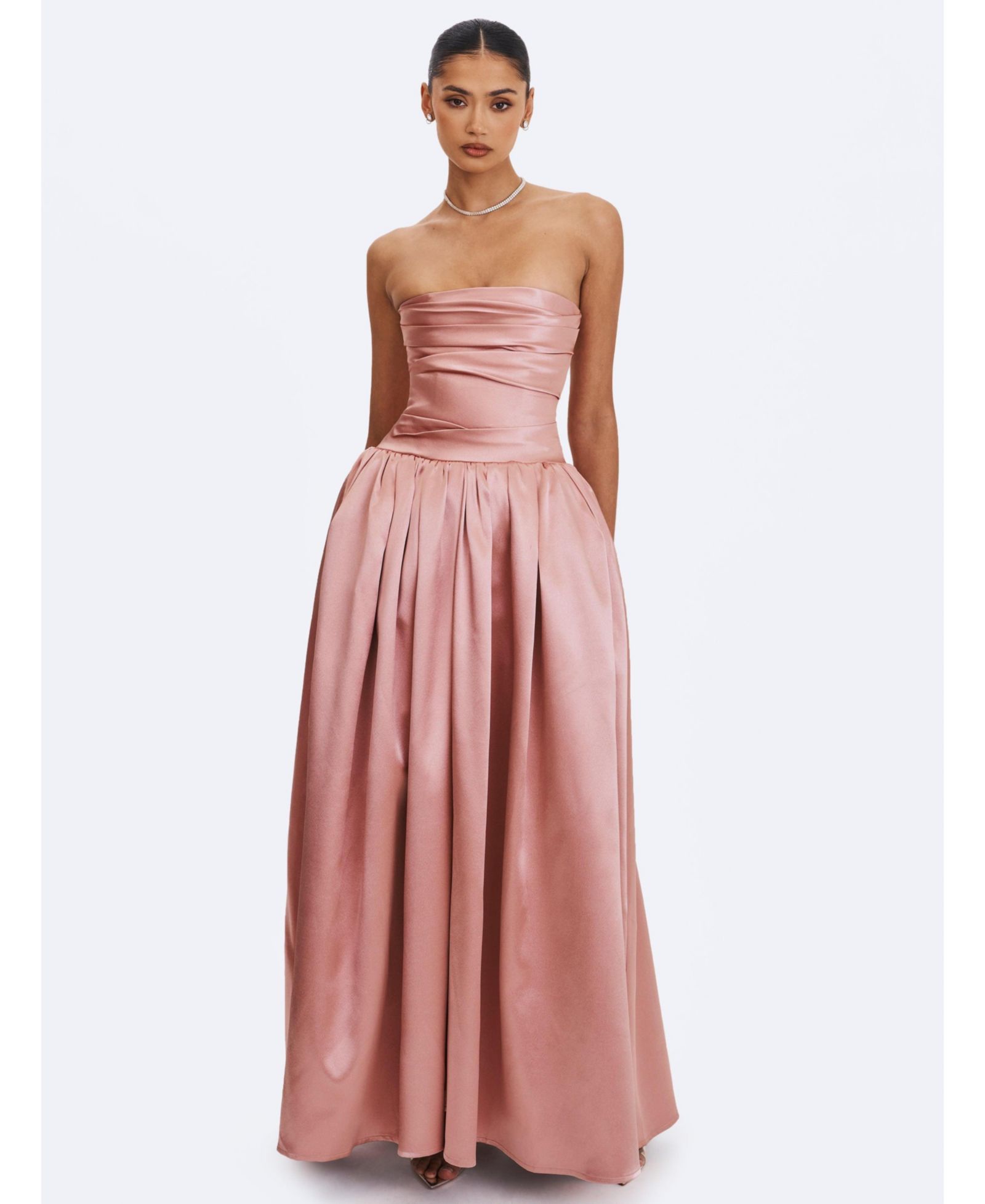 Женское платье Miss Circle Willette Satin Strapless Gathered Maxi