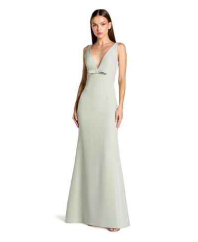 Mac Duggal Petite Crepe Sleeveless V Neck Sheath Gown With Bow
