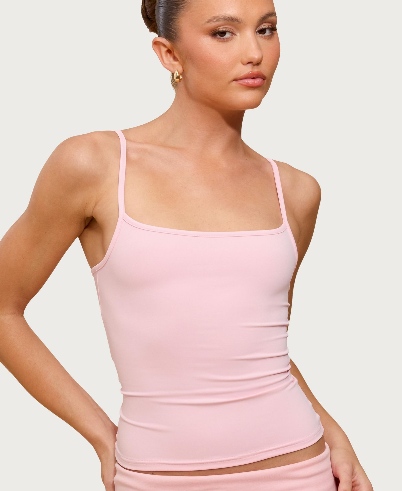 Женский топ Edikted Blonka Tank Top