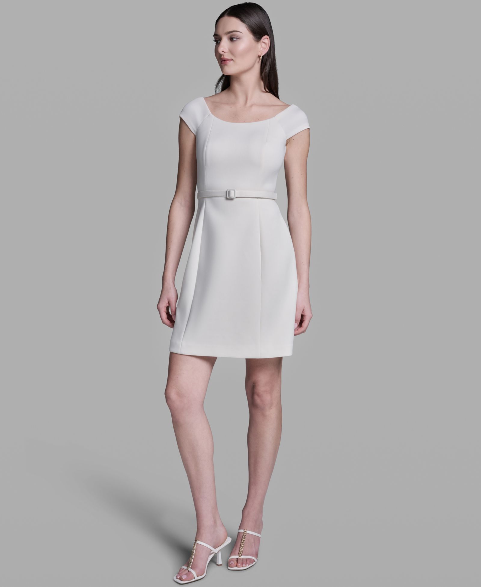 BCBG Женское мини-платье с открытыми плечами и поясом