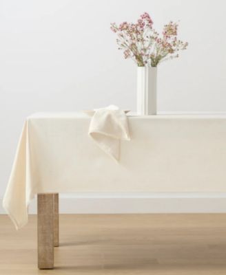 Скатерть Lenox French Perle 60" x 102"