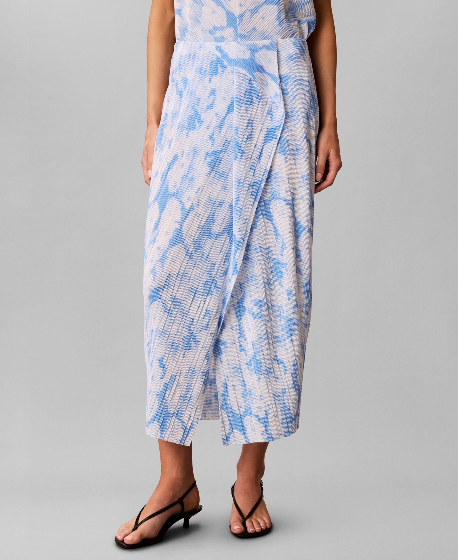 Calvin Klein Women's Printed Plisse Bias Seam Midi Skirt