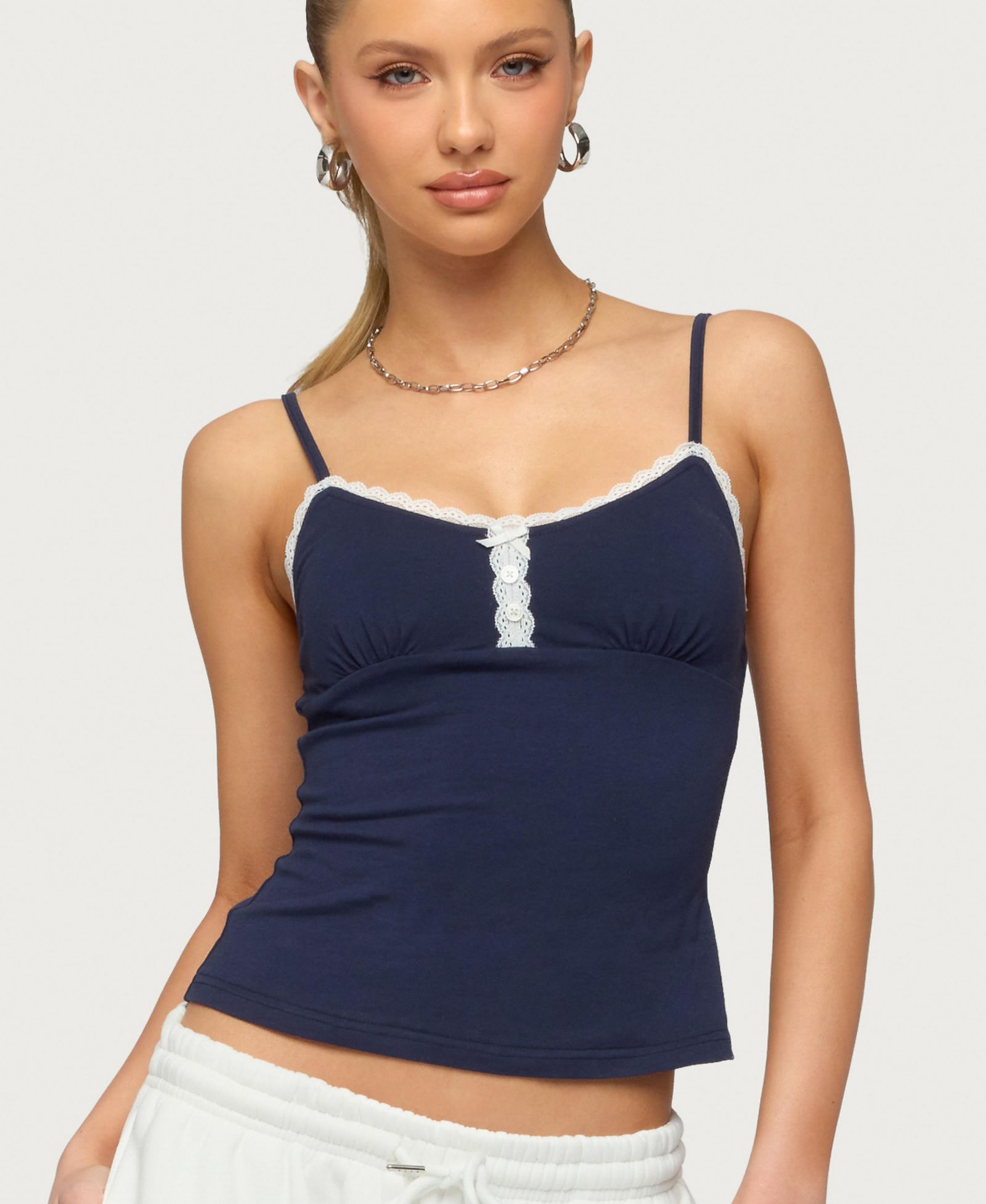 Женский топ Edikted Olezka Contrast Lacey Tank Top