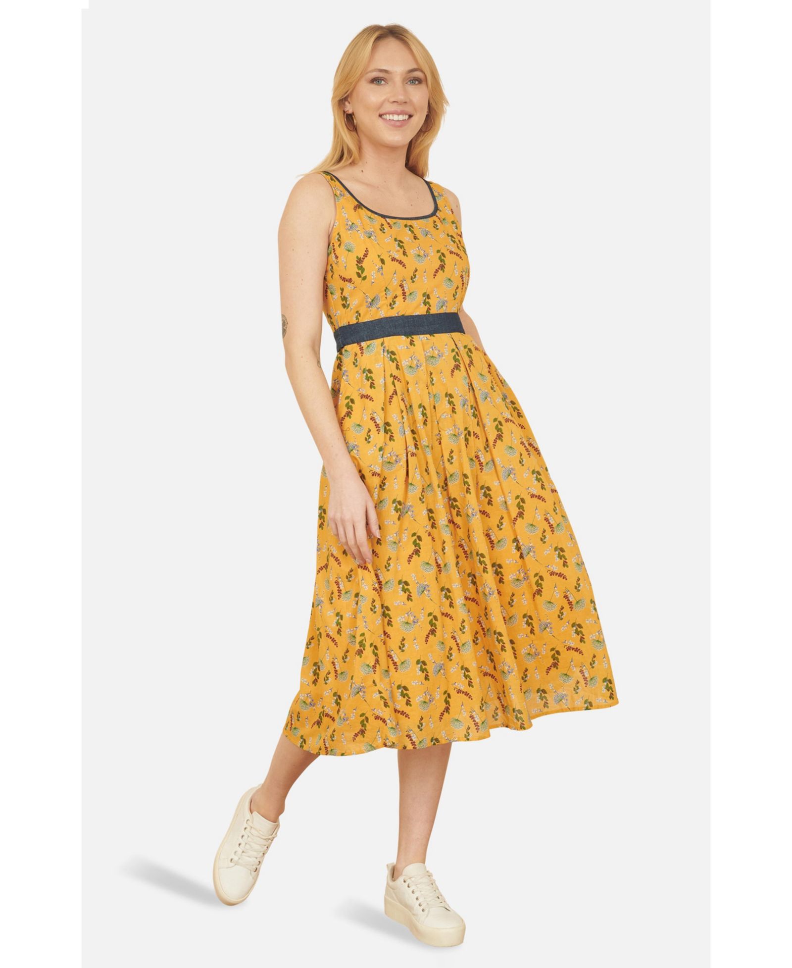 Yumi Women's Cinched Waist Skater Dress