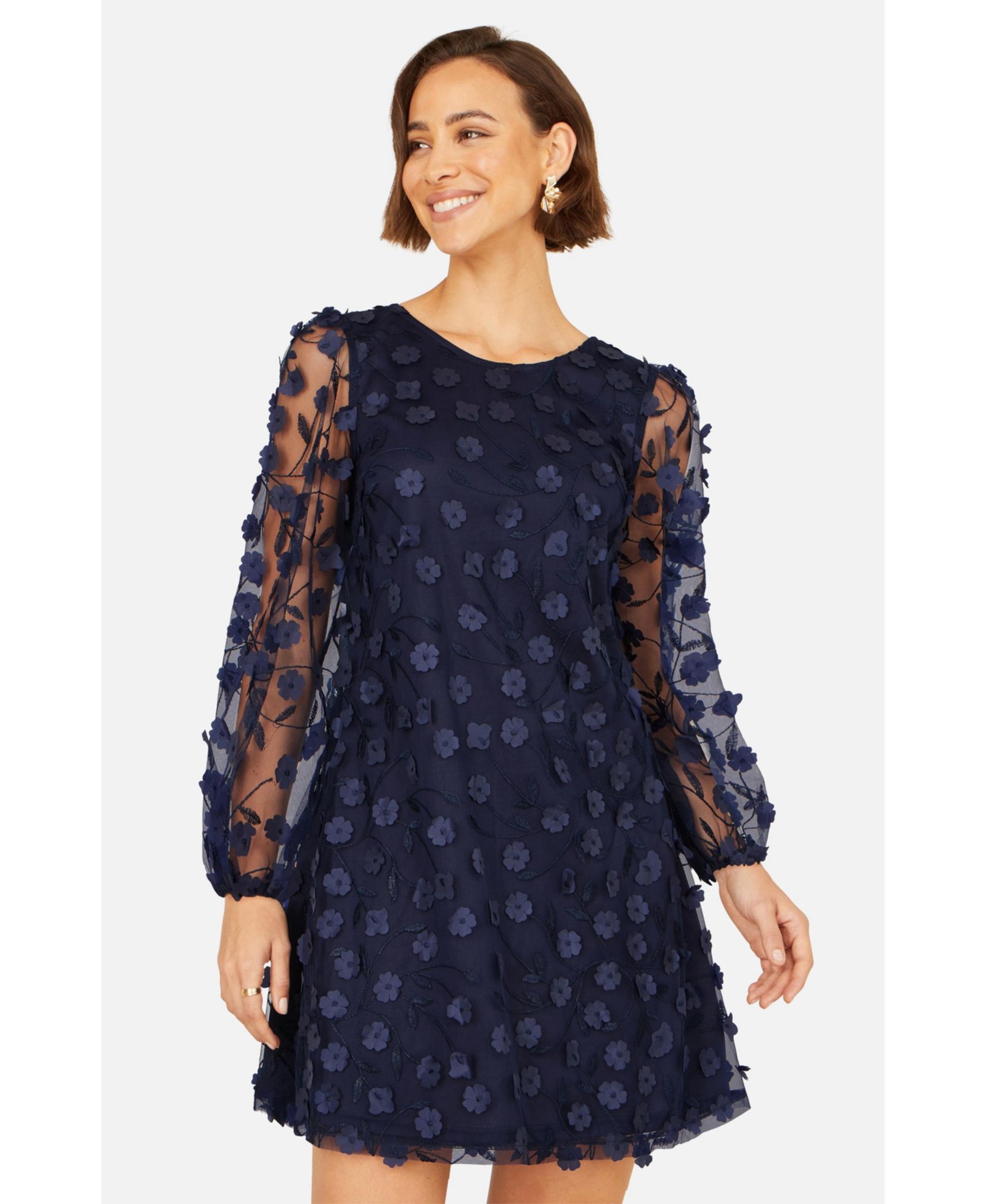 Yumi Women's Long Sleeve Floral Applique Tunic Dress