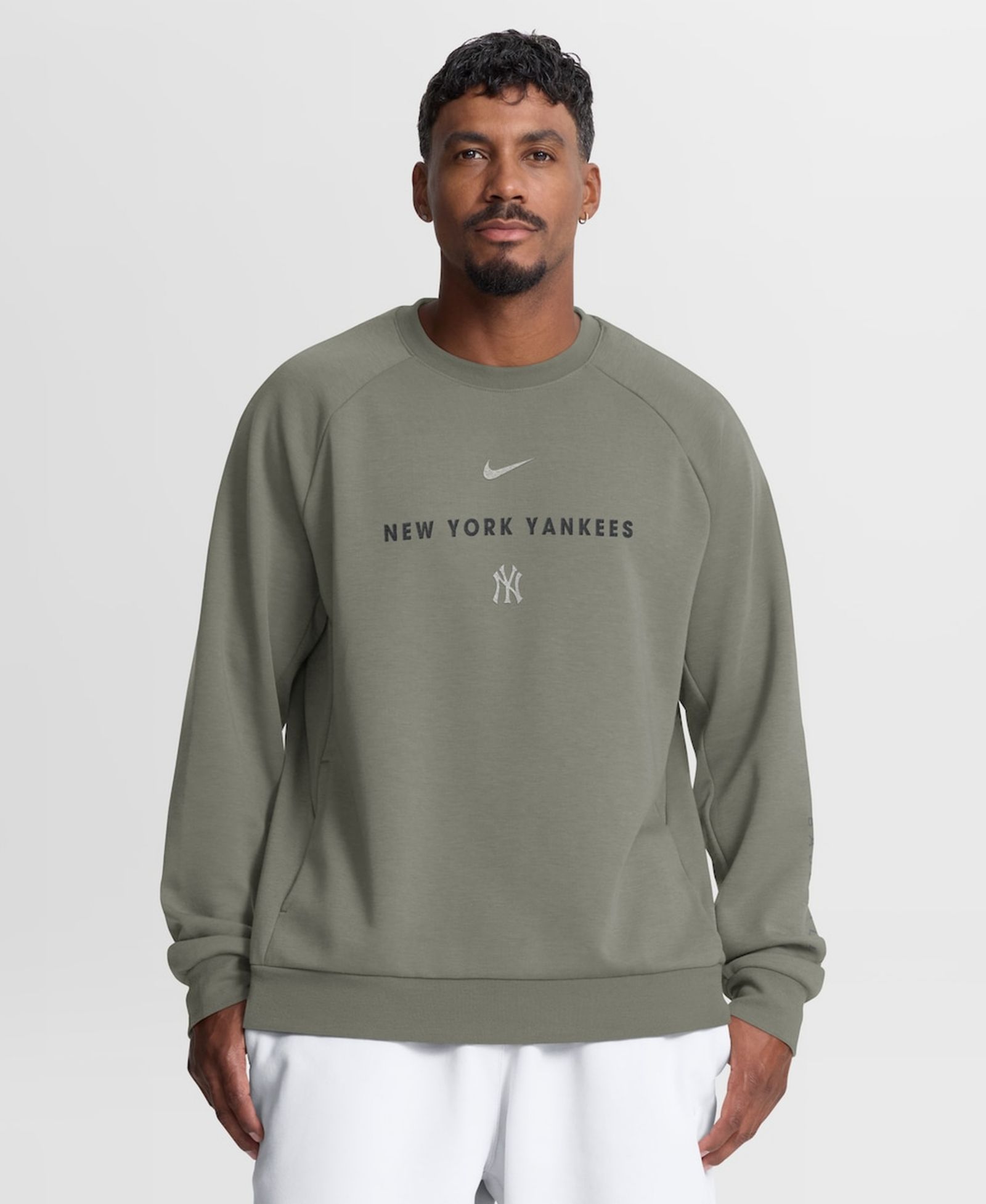 Nike Мужской свитшот New York Yankees Raglan Dri-FIT, оливковый