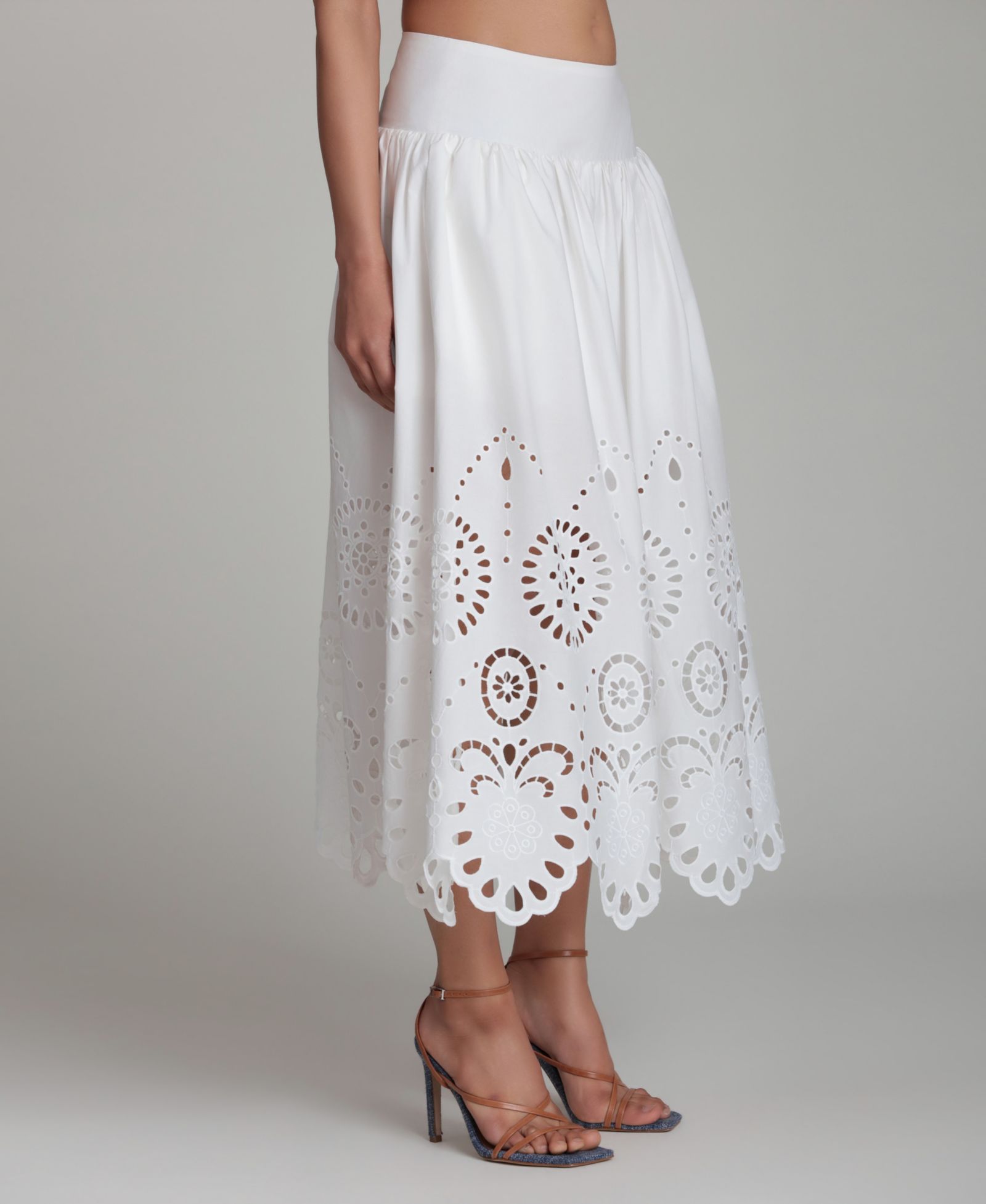 Avec Les Filles Women's Cutwork Detail A-Line Midi Skirt