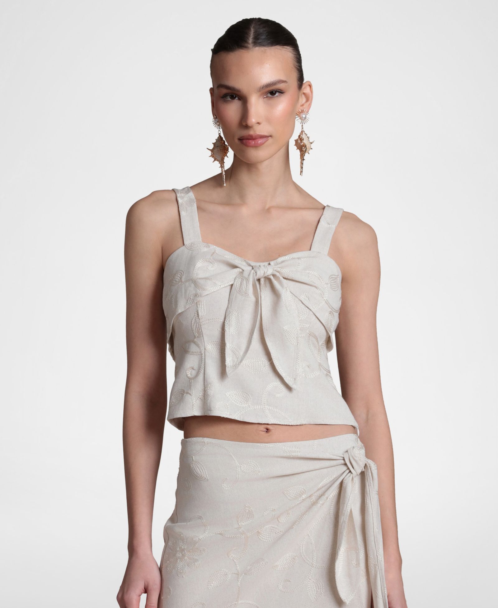 Avec Les Filles Women's Tie-Front Top