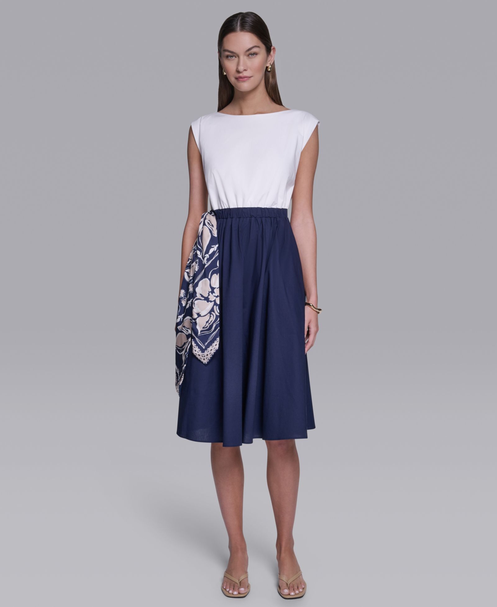 Женское платье Halston Sleeveless Boat Neck