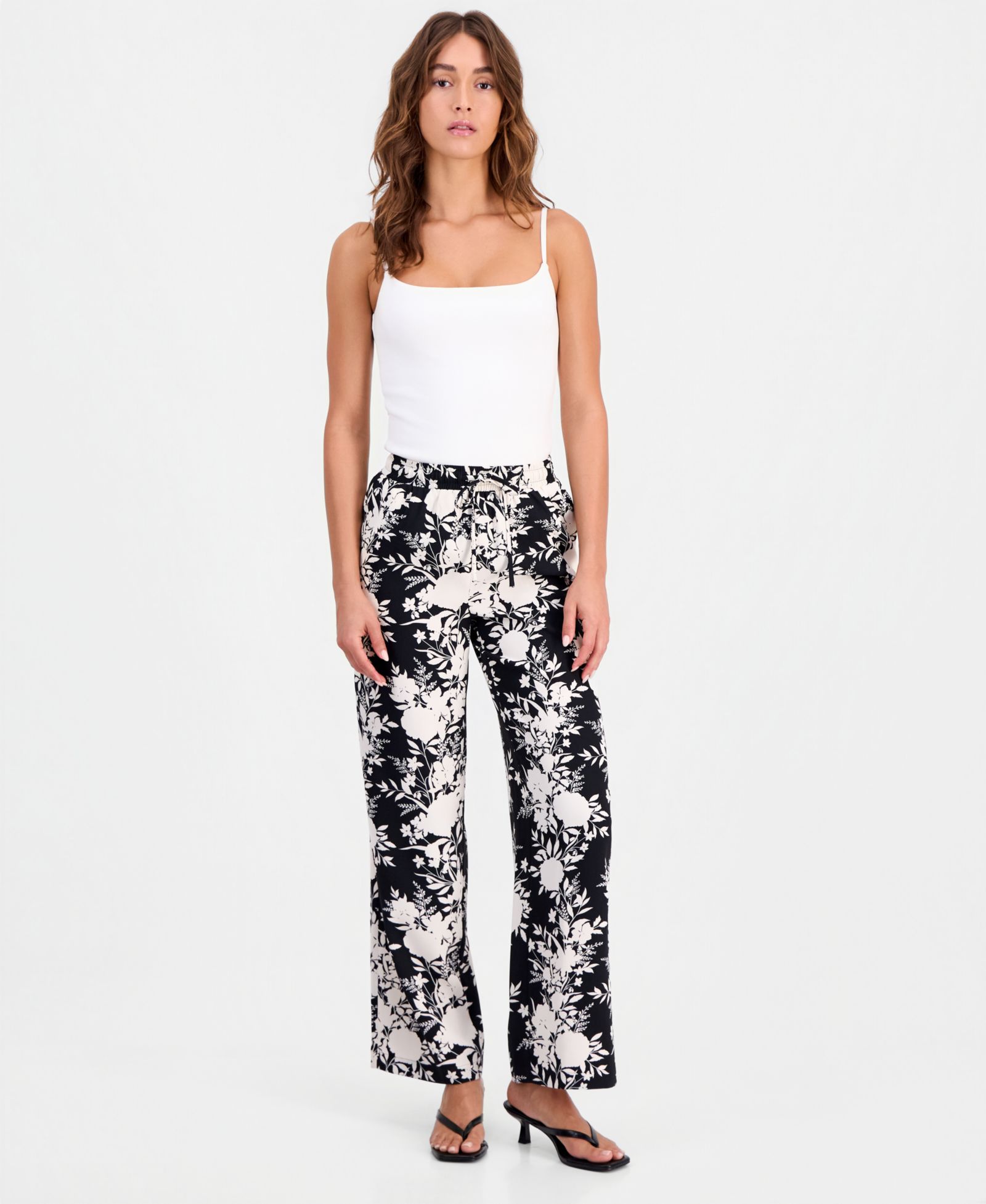 Брюки Bar III Women's Printed Pull-On Wide-Leg