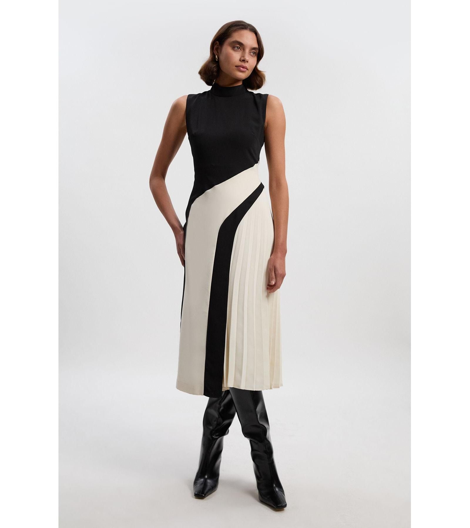Женское миди-платье Karen Millen Sculptural High-Neck Pleated