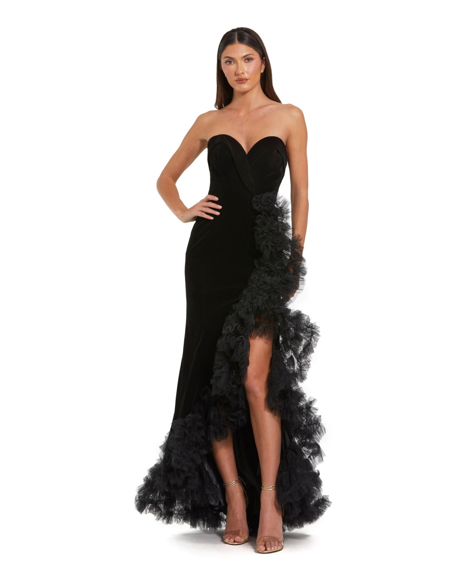 Женское вечернее платье Mac Duggal Strapless Velvet Mermaid Gown with Ruffle Slit