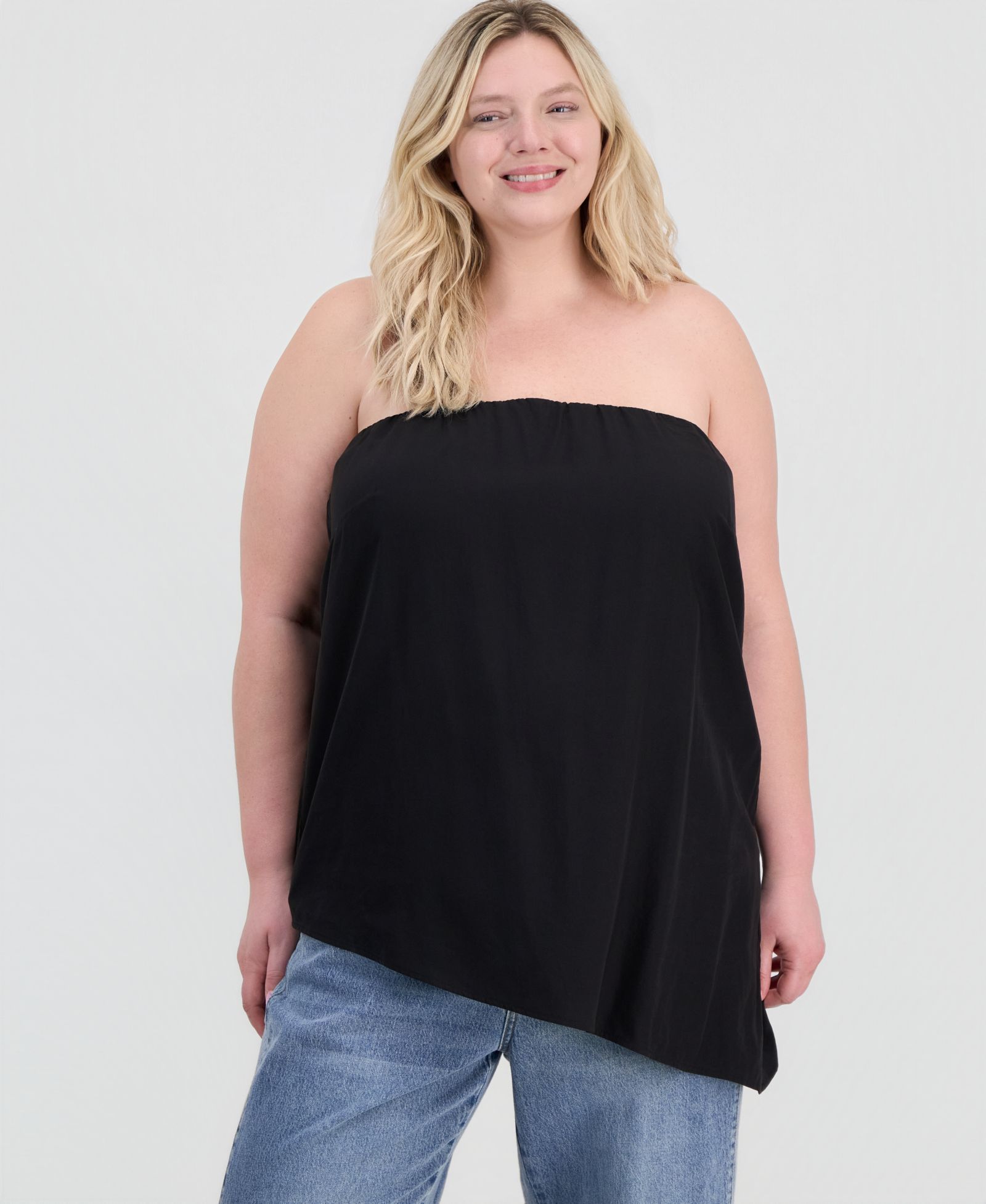 Трендовый топ And Now This Plus Size без бретелек с асимметричным подолом