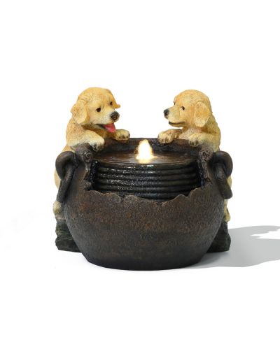 Уличный фонтан LuxenHome Puppy Love Farmhouse из смолы с подсветкой