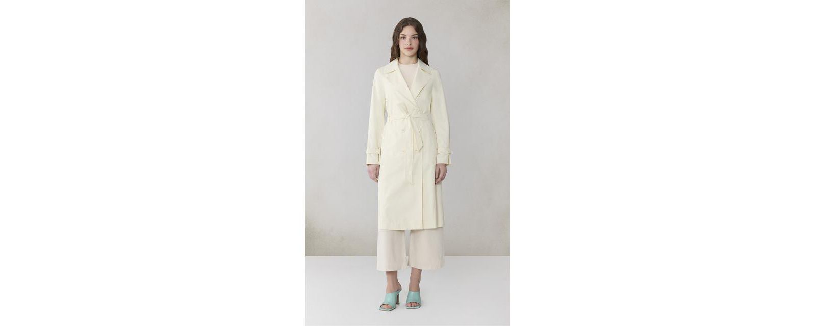 Пальто Soia & Kyo Women's Blaire Outerwear
