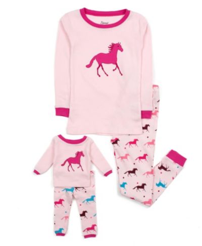 Show horse pink