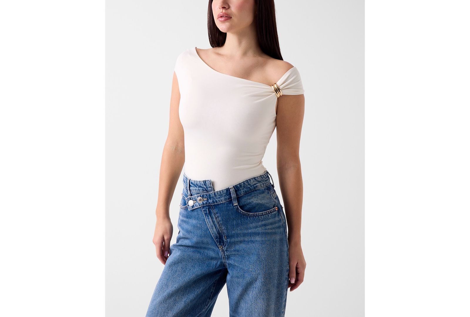 Женский топ GUESS Suni Short-Sleeve Off-The-Shoulder