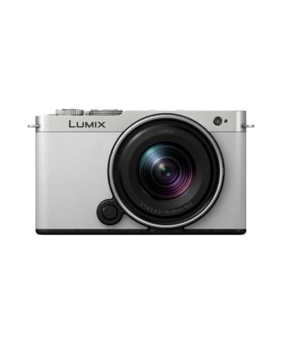 Беззеркальная камера Panasonic LUMIX S9 с объективом 18-40mm f/4.5-6.3