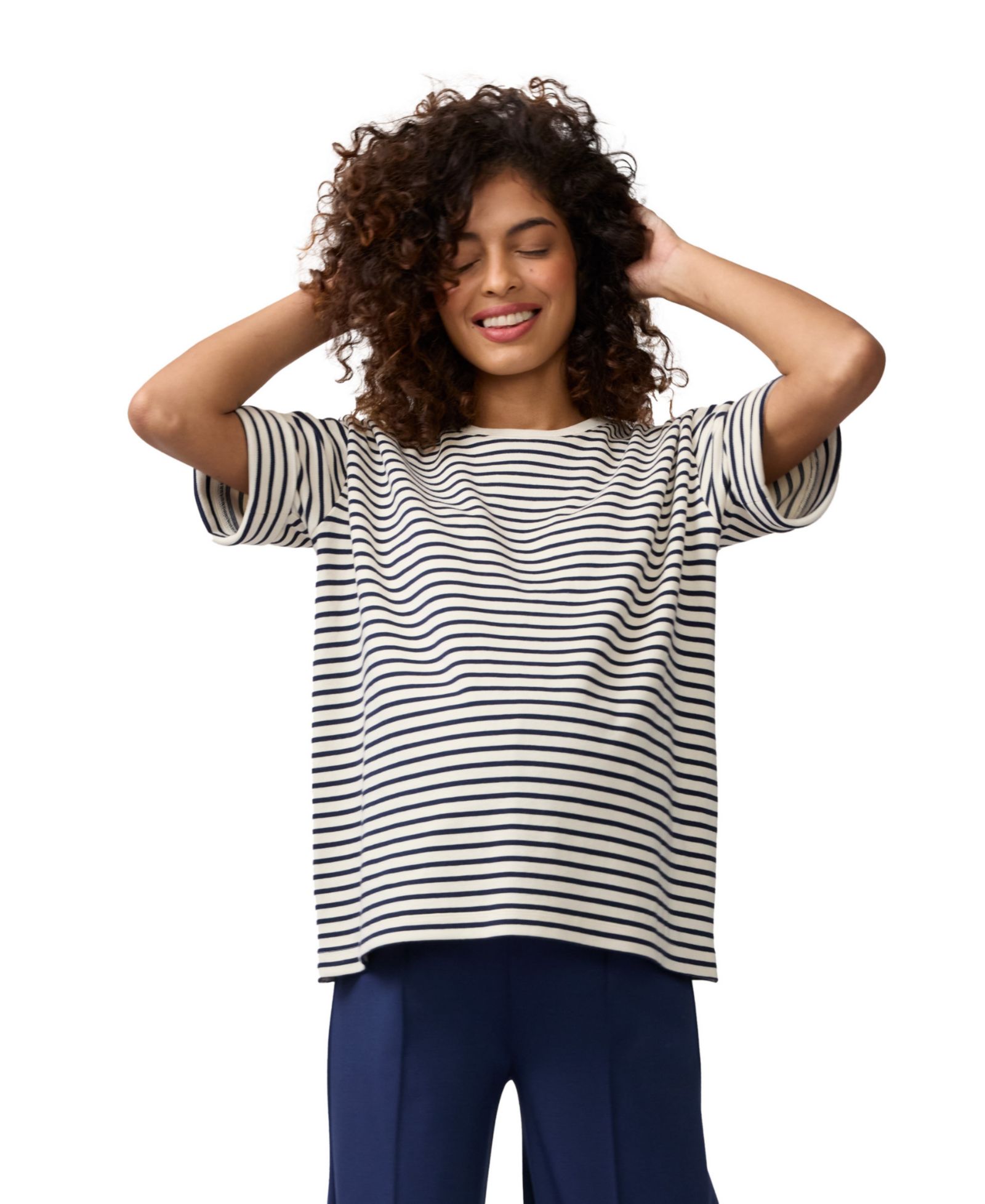 Свитшот Ingrid + Isabel Maternity Cropped Sleeve