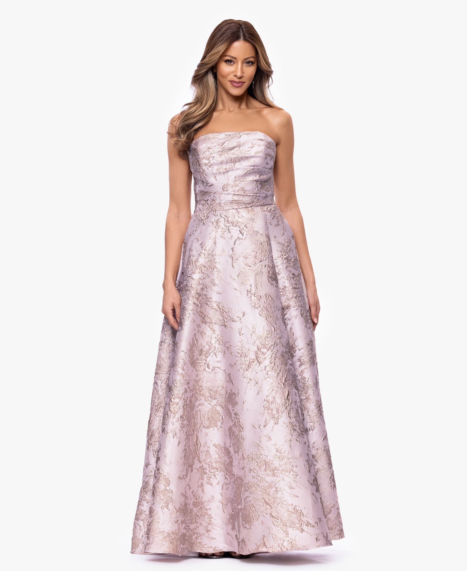XSCAPE Women's Strapless Sleeveless Ball Gown