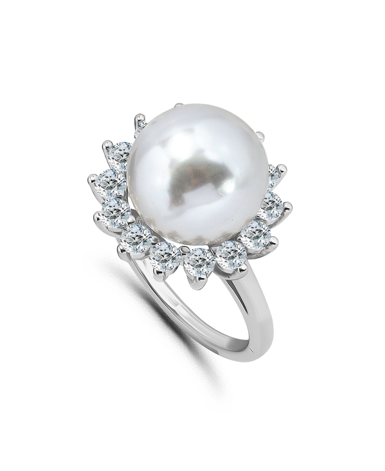 Кольцо с имитацией жемчуга и CZ Cubic Zirconia на полированной полосе