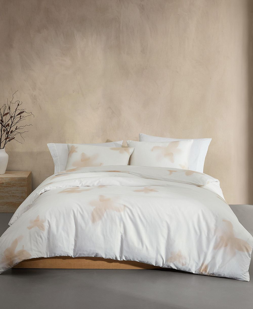 Calvin Klein Liquid Floral 3-Pc. Duvet Cover Set, Queen