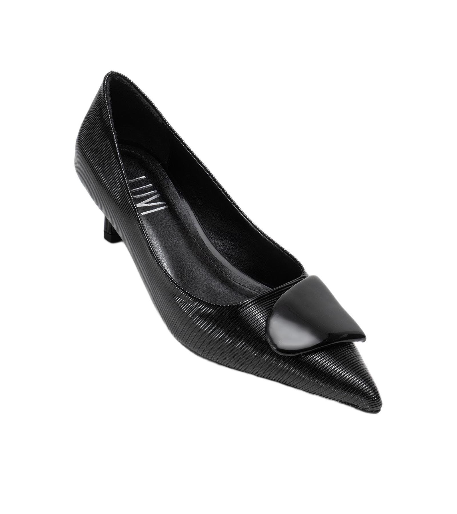 Prologue Shoes Women's Briana Buckle Pointed Toe Pump