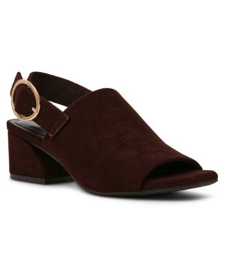 Anne Klein Женские босоножки Maddy Square Toe Shooties