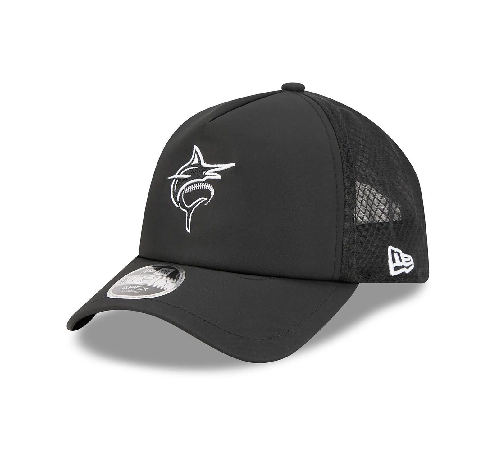 Мужская регулируемая кепка New Era Miami Marlins 2026 Batting Practice Alternate Apex 9FORTY, черная