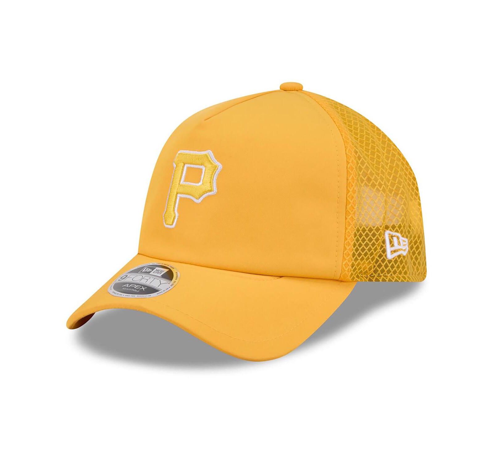 New Era Men's Gold Pittsburgh Pirates 2026 Batting Practice Apex 9FORTY Adjustable Trucker Hat