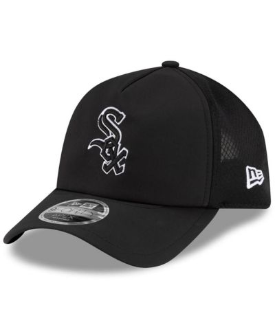 Мужская кепка New Era Black Chicago White Sox 2026 Batting Practice Apex 9FORTY Adjustable Trucker Hat