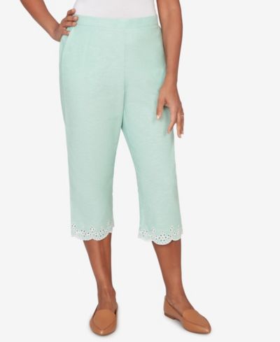 Alfred Dunner Women's Caribbean Blues Eyelet Embroidered Cuff Capri Pants