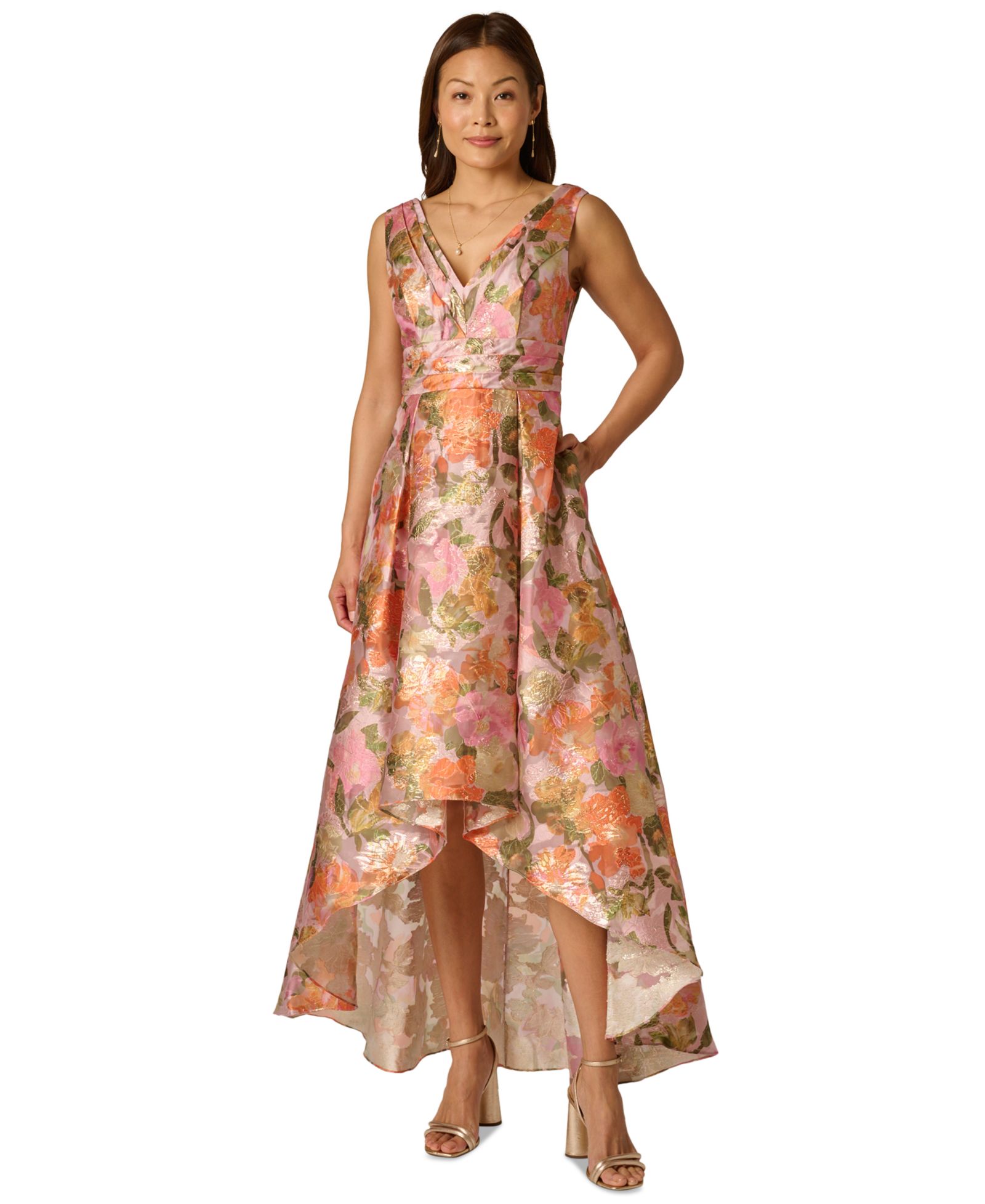 Вечернее платье Adrianna Papel Metallic Floral Jacquard High-Low Gown