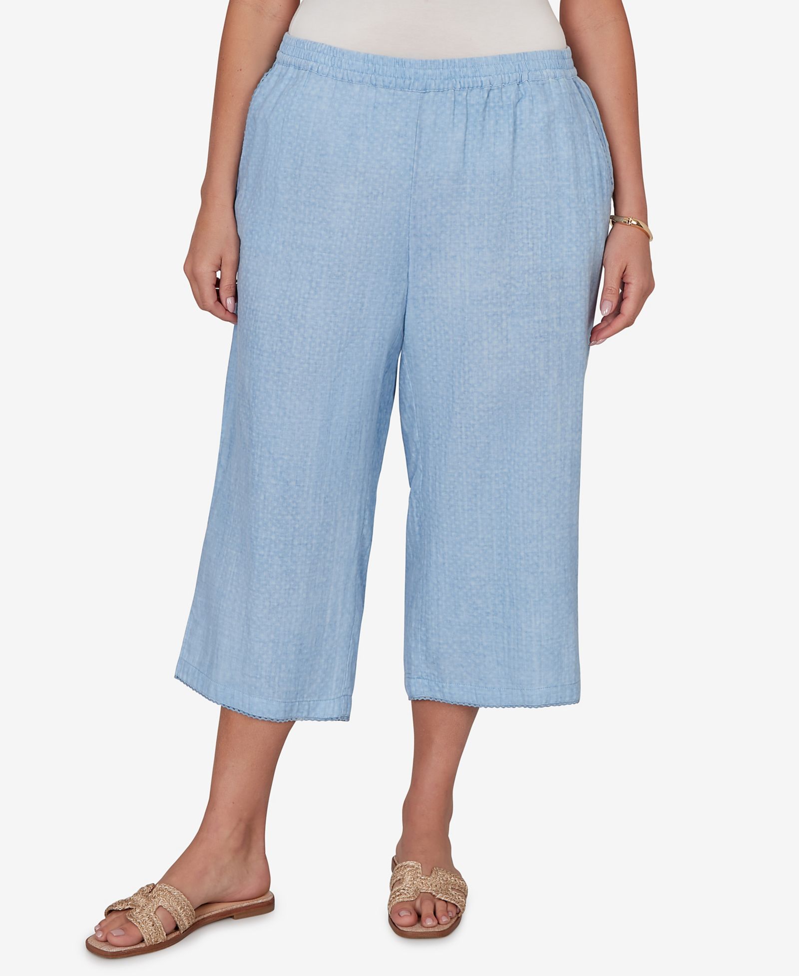 Ruby Rd. Plus Size Snow Washed Gauze Pull-On Capri Pants