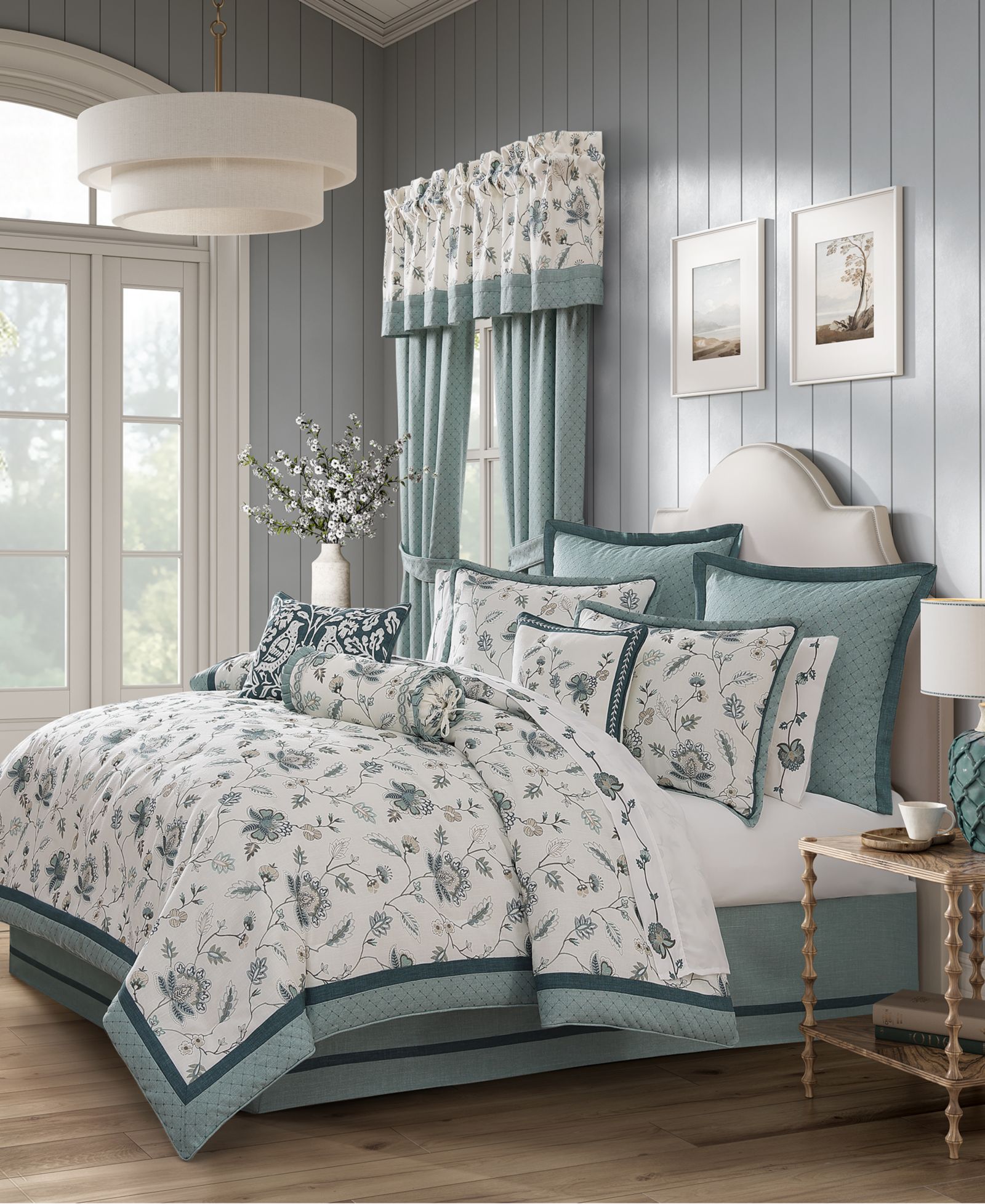 J Queen New York комплект из 4 одеял Blossom View, King